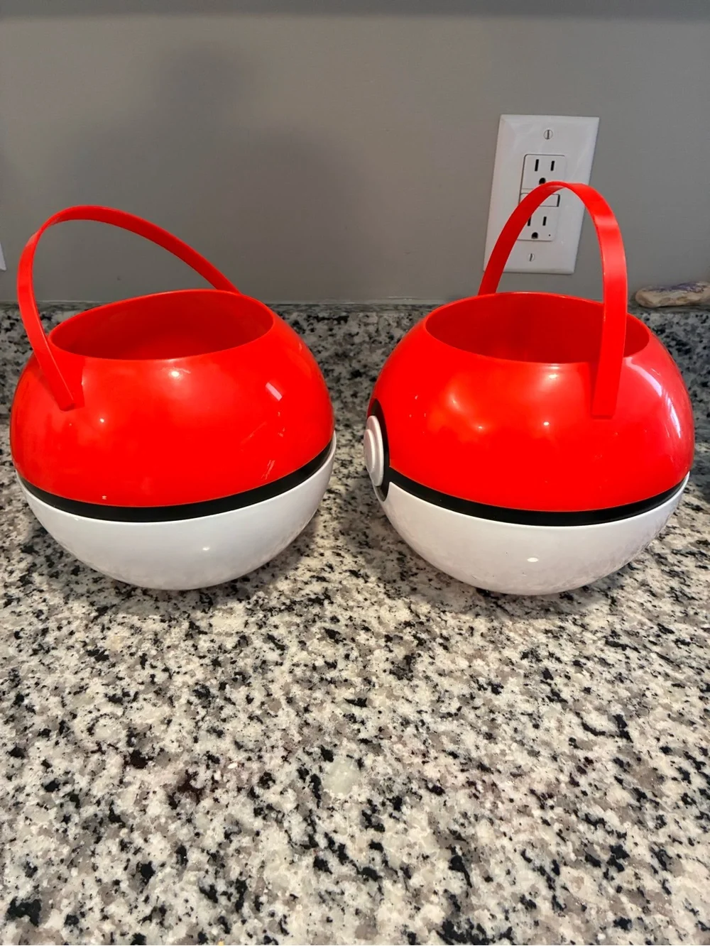 Pokémon Poké Ball Halloween Trick-or-Treat Buckets – Set of 2